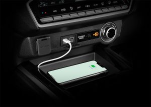 dmax_my26_usb-c_phone